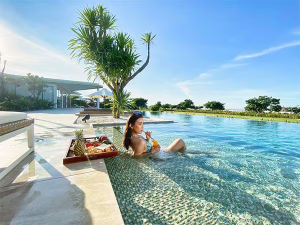 Hệ tiện ích nội khu đẳng cấp giúp du khách an tâm nghỉ dưỡng, thư giãn tối đa (Ảnh: FLC Quy Nhơn) Hệ tiện ích nội khu đẳng cấp giúp du khách an tâm nghỉ dưỡng, thư giãn tối đa (Ảnh: FLC Quy Nhơn)