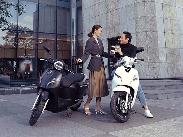 Feliz và Theon sẽ nhận được ưu đãi hỗ trợ 100% lệ phí trước bạ. Feliz và Theon sẽ nhận được ưu đãi hỗ trợ 100% lệ phí trước bạ.