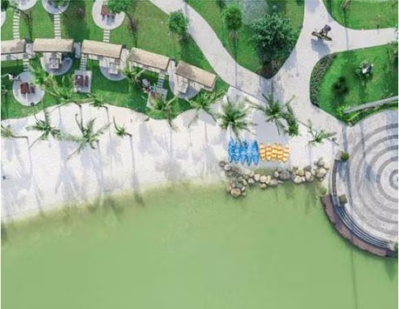 Công viên Central Park với hồ trung tâm rộng 4,2ha và bãi cát trắng Công viên Central Park với hồ trung tâm rộng 4,2ha và bãi cát trắng