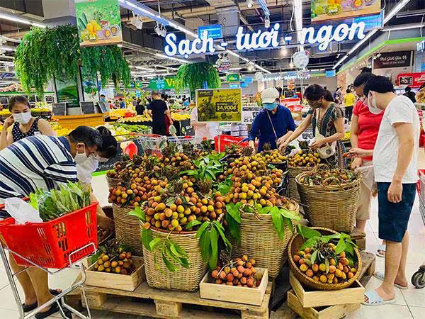 Tiêu thụ vải thiều Bắc Giang tại VinMart. Tiêu thụ vải thiều Bắc Giang tại VinMart.
