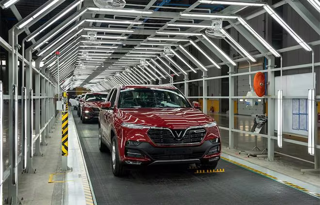 VinFast Lux SA2.0 đạt mức doanh số bán theo tháng cao nhất kể từ đầu năm 2021 VinFast Lux SA2.0 đạt mức doanh số bán theo tháng cao nhất kể từ đầu năm 2021