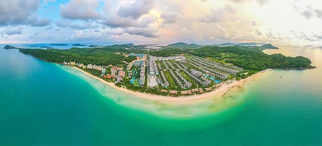 Sun Property luôn đặt sản phẩm của mình tại những vị trí đắt giá. Ảnh Sun Property Sun Property luôn đặt sản phẩm của mình tại những vị trí đắt giá. Ảnh Sun Property