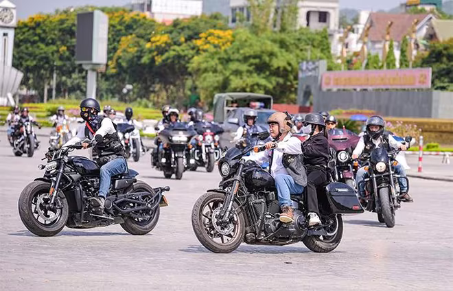 Lễ hội xe Sam Son Motor Festival 2022 lần đầu tiên tổ chức đã diễn ra sôi động cuối tháng 5 Lễ hội xe Sam Son Motor Festival 2022 lần đầu tiên tổ chức đã diễn ra sôi động cuối tháng 5