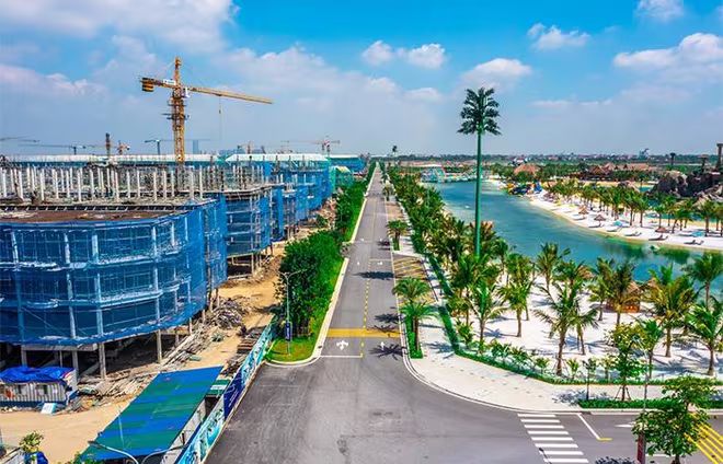 Tiến độ xây dựng các phân khu đang được đẩy nhanh và hàng loạt “tọa độ giao thương” sầm uất sẽ hình thành trong lòng đại đô thị biển Tiến độ xây dựng các phân khu đang được đẩy nhanh và hàng loạt “tọa độ giao thương” sầm uất sẽ hình thành trong lòng đại đô thị biển