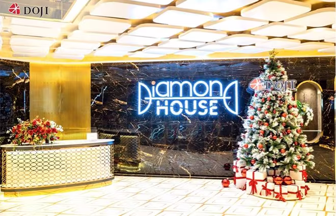 Không khí Giáng sinh ấm áp tại sảnh Diamond House – Tầng 3 DOJI Tower Hà Nội Không khí Giáng sinh ấm áp tại sảnh Diamond House – Tầng 3 DOJI Tower Hà Nội