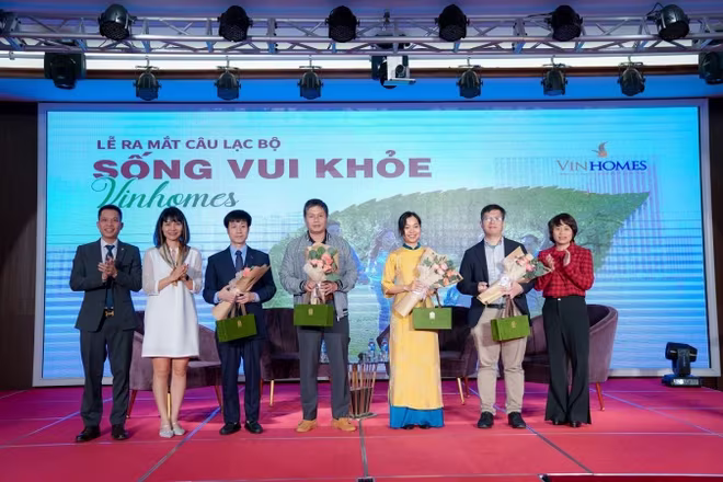 Vinhomes công bố chiến lược mũi nhọn mới tập trung phát triển cộng đồng với việc thành lập 3 CLB, gồm Sống Xanh, Sống Vui khỏe, Sống Văn minh Đẳng cấp Vinhomes công bố chiến lược mũi nhọn mới tập trung phát triển cộng đồng với việc thành lập 3 CLB, gồm Sống Xanh, Sống Vui khỏe, Sống Văn minh Đẳng cấp