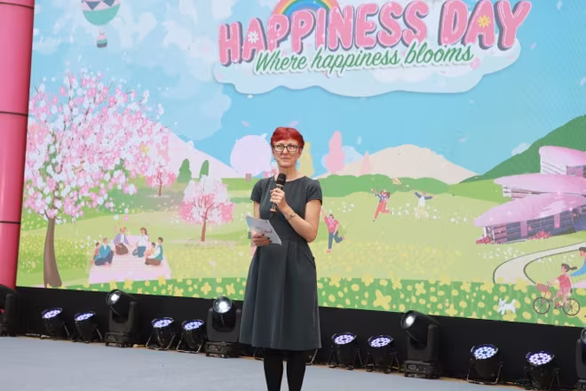 Tiến sĩ Jane Frances Ball - Hiệu trưởng TH School Hòa Lạc Tiến sĩ Jane Frances Ball - Hiệu trưởng TH School Hòa Lạc