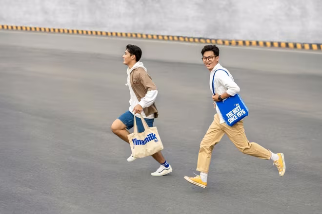 Hình ảnh mới ấn tượng, trẻ trung của Vinamilk sau khi “re-brand” với thông điệp “Táo bạo, tự tin, luôn là chính mình”