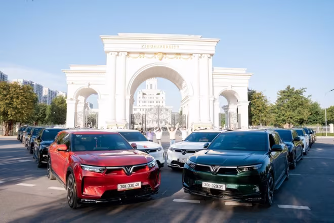 Chủ xe VF 9 được hưởng loạt ưu đãi đẳng cấp, xứng tầm “thượng khách”. Chủ xe VF 9 được hưởng loạt ưu đãi đẳng cấp, xứng tầm “thượng khách”.