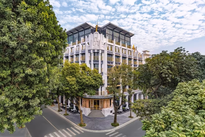 Capella Hanoi được xếp hạng 5 sao - mức độ đánh giá tối đa của Forbes Travel Guide Capella Hanoi được xếp hạng 5 sao - mức độ đánh giá tối đa của Forbes Travel Guide