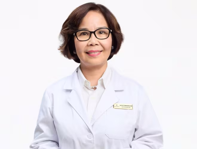 Chân dung PGS. TS. BS Lê Thị Minh Hương – người đặt nền móng cho chuyên ngành miễn dịch – dị ứng Nhi tại Việt Nam Chân dung PGS. TS. BS Lê Thị Minh Hương – người đặt nền móng cho chuyên ngành miễn dịch – dị ứng Nhi tại Việt Nam