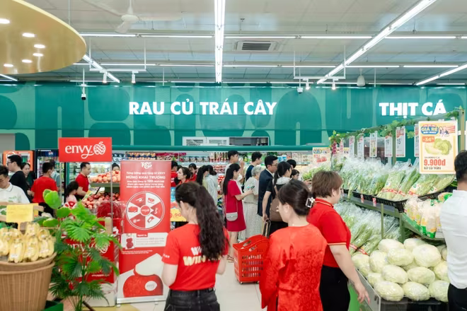 Khu vực rau củ trái cây với các sản phẩm tươi mỗi ngày tại siêu thị WinMart