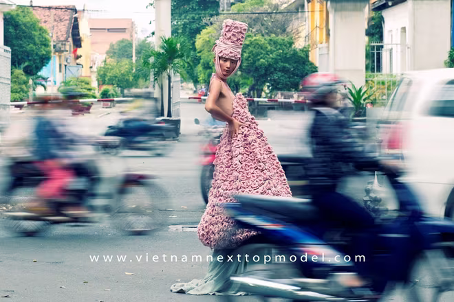 Thùy Dương là thí sinh chiến thắng trong thử thách này Thùy Dương là thí sinh chiến thắng trong thử thách này