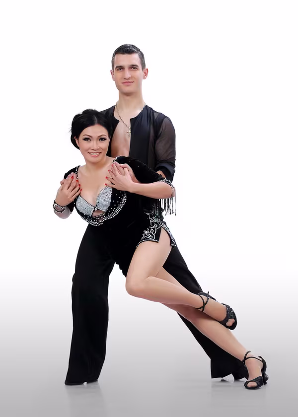 Ảnh "nóng bỏng" của 10 cặp thí sinh "Bước nhảy hoàn vũ" ảnh 6