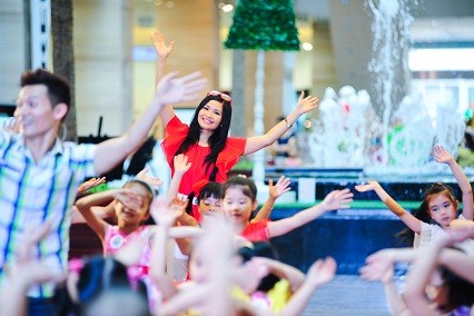 "Cơn lốc" Đồ Rê Mí khuấy động 3 miền Bắc-Trung-Nam ảnh 2 "Cơn lốc" Đồ Rê Mí khuấy động 3 miền Bắc-Trung-Nam ảnh 2