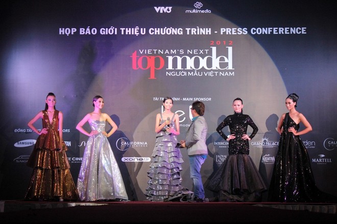 Vietnam’s Next Top Model 2012 trở lại và "chơi sang" hơn ảnh 2 Vietnam’s Next Top Model 2012 trở lại và "chơi sang" hơn ảnh 2