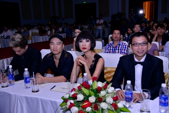 Vietnam’s Next Top Model 2012 trở lại và "chơi sang" hơn ảnh 1 Vietnam’s Next Top Model 2012 trở lại và "chơi sang" hơn ảnh 1