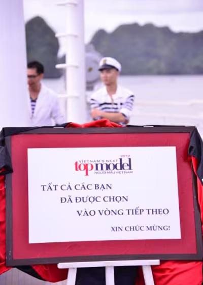Next Top 2012 gây "bão" trên mạng vì Xuân Lan khó tính ảnh 4 Next Top 2012 gây "bão" trên mạng vì Xuân Lan khó tính ảnh 4