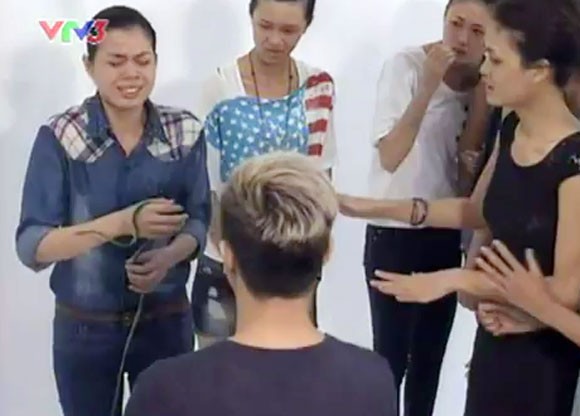 Hé lộ thử thách rợn người của Vietnam's next top model 2012 ảnh 3 Hé lộ thử thách rợn người của Vietnam's next top model 2012 ảnh 3
