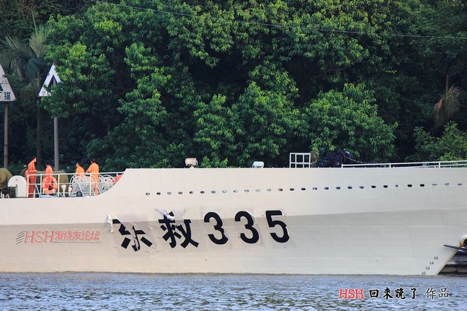 Trung Quốc: Lộ ảnh chiếc tàu 3 thân thứ hai ảnh 3 Trung Quốc: Lộ ảnh chiếc tàu 3 thân thứ hai ảnh 3