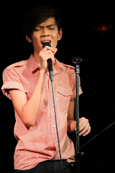 Sau scandal tình ái, "hoàng tử The Voice" say sưa luyện tập ảnh 5 Sau scandal tình ái, "hoàng tử The Voice" say sưa luyện tập ảnh 5