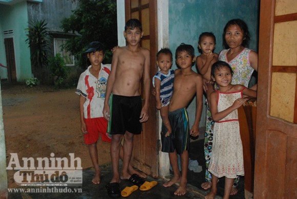 Thêm nhiều nạn nhân bị lừa bán làm "lao động khổ sai" ảnh 3 Thêm nhiều nạn nhân bị lừa bán làm "lao động khổ sai" ảnh 3