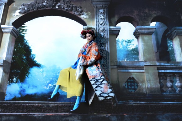 Hết mặc áo lông chim, thí sinh Top model lại hóa thân thành vương tần ảnh 7 Hết mặc áo lông chim, thí sinh Top model lại hóa thân thành vương tần ảnh 7
