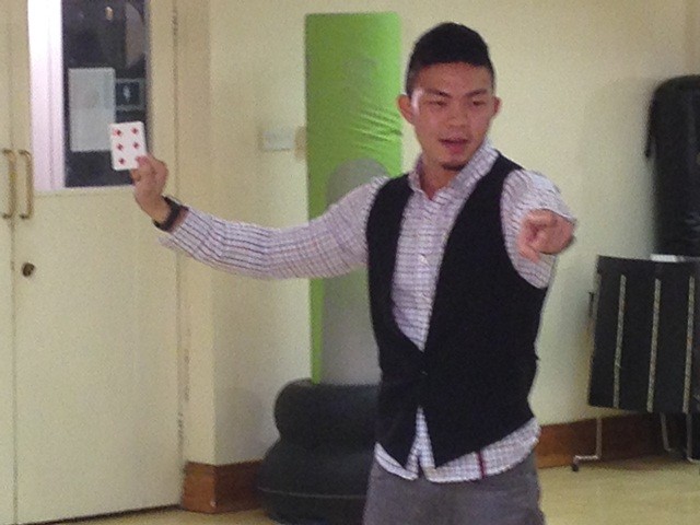 Trương Nam Thành lọt Top 12 tài năng tại Mr World 2012 ảnh 5 Trương Nam Thành lọt Top 12 tài năng tại Mr World 2012 ảnh 5