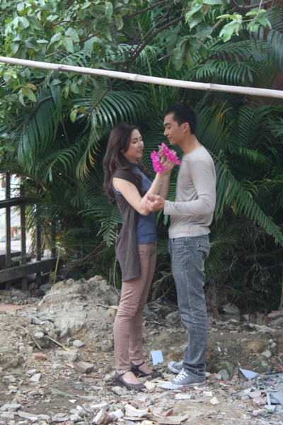 Sau "Scandal", Vân Trang dính vào "tình tay tư" với Khương Ngọc ảnh 5 Sau "Scandal", Vân Trang dính vào "tình tay tư" với Khương Ngọc ảnh 5