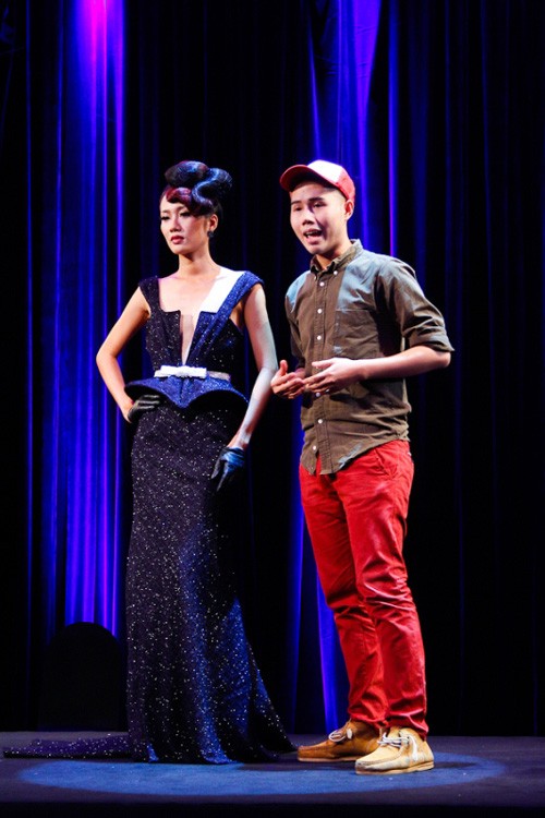Project Runway "bê" tháp Eiffel lên sân khấu đêm chung kết ảnh 2 Project Runway "bê" tháp Eiffel lên sân khấu đêm chung kết ảnh 2