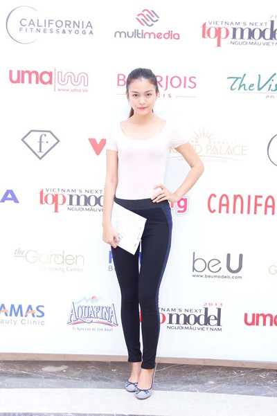Thí sinh Top model 2013 gây ấn tượng bằng đủ "chiêu" ảnh 17 Thí sinh Top model 2013 gây ấn tượng bằng đủ "chiêu" ảnh 17