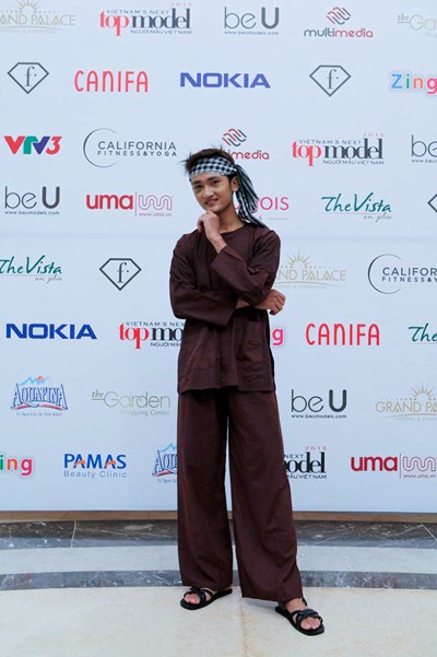 Thí sinh Top model 2013 gây ấn tượng bằng đủ "chiêu" ảnh 21 Thí sinh Top model 2013 gây ấn tượng bằng đủ "chiêu" ảnh 21
