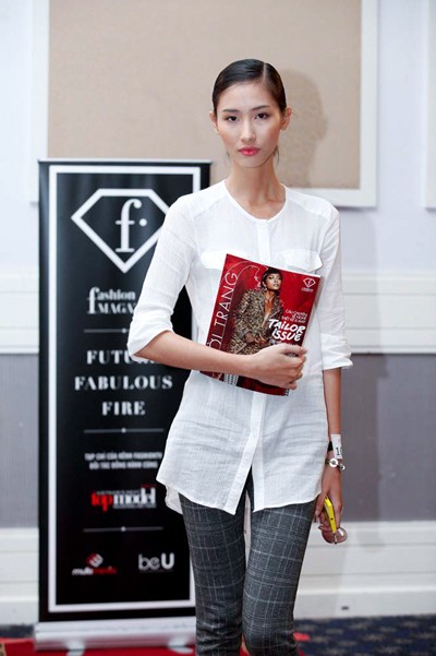Thí sinh Top model 2013 gây ấn tượng bằng đủ "chiêu" ảnh 16 Thí sinh Top model 2013 gây ấn tượng bằng đủ "chiêu" ảnh 16