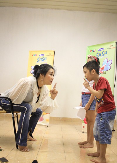 Diva Thanh Lam trực tiếp dạy thí sinh nhí ảnh 4 Diva Thanh Lam trực tiếp dạy thí sinh nhí ảnh 4