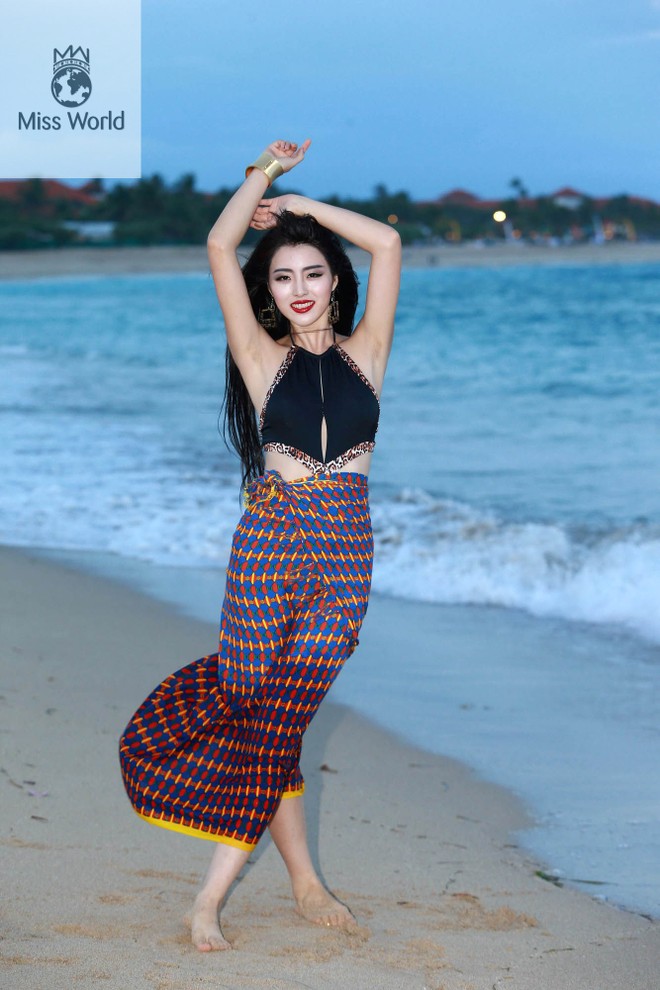 Top11 Hoa hậu Biển quyến rũ trong chiếc sarong ảnh 7 Top11 Hoa hậu Biển quyến rũ trong chiếc sarong ảnh 7