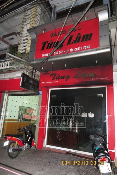Xách xăng đi "đổi" vàng, bị lửa thiêu chết tại chỗ ảnh 2 Xách xăng đi "đổi" vàng, bị lửa thiêu chết tại chỗ ảnh 2