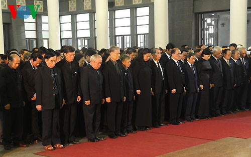 Những người cuối cùng được vào viếng Đại tướng Võ Nguyên Giáp ảnh 46 Những người cuối cùng được vào viếng Đại tướng Võ Nguyên Giáp ảnh 46