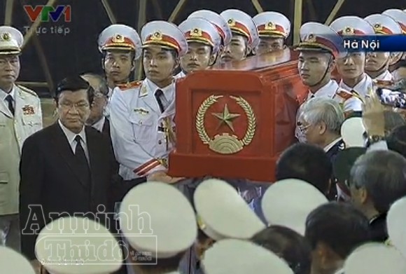 Đại tướng đã hòa mình vào lòng đất quê hương ảnh 90 Đại tướng đã hòa mình vào lòng đất quê hương ảnh 90