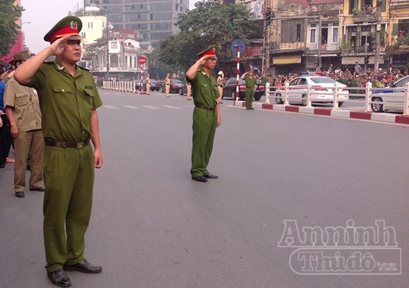 Khi ý chí, con tim cả triệu người chung nhịp đập ảnh 4 Khi ý chí, con tim cả triệu người chung nhịp đập ảnh 4
