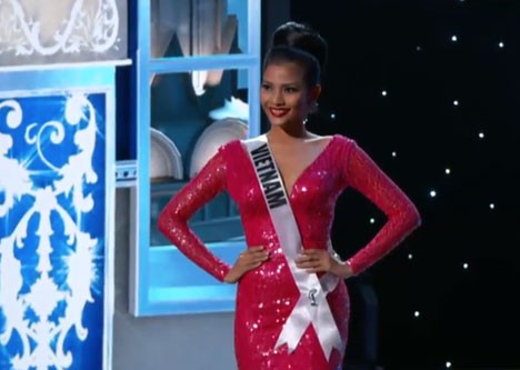 Trương Thị May tự tin diễn bikini tại bán kết Miss Universe 2013 ảnh 4 Trương Thị May tự tin diễn bikini tại bán kết Miss Universe 2013 ảnh 4