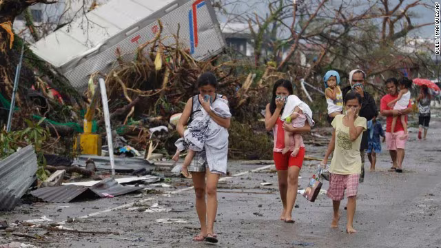 Philippines: Cảnh tượng kinh hoàng sau bão Haiyan ảnh 15 Philippines: Cảnh tượng kinh hoàng sau bão Haiyan ảnh 15