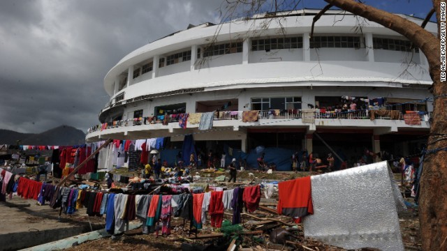 Philippines: Cảnh tượng kinh hoàng sau bão Haiyan ảnh 17 Philippines: Cảnh tượng kinh hoàng sau bão Haiyan ảnh 17