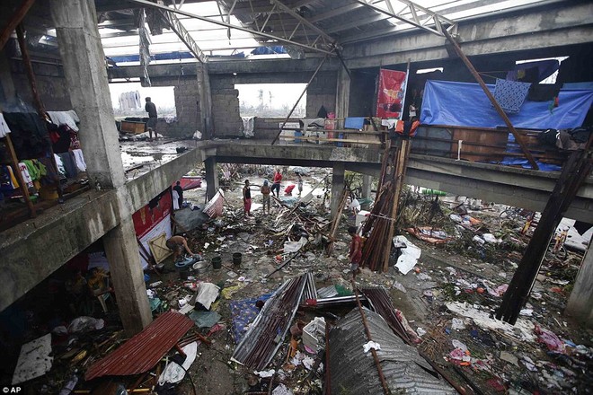 Philippines: Cảnh tượng kinh hoàng sau bão Haiyan ảnh 19 Philippines: Cảnh tượng kinh hoàng sau bão Haiyan ảnh 19