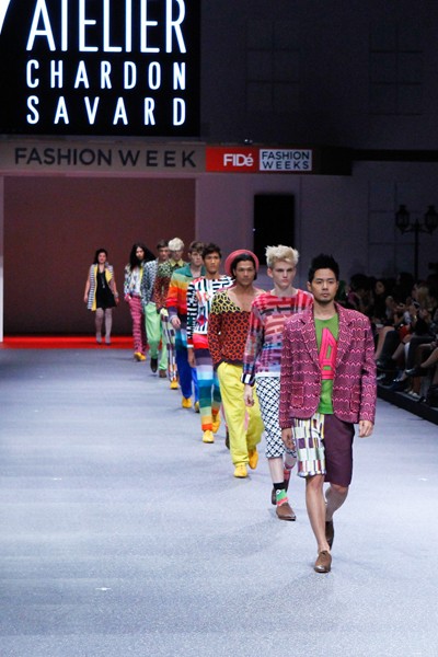 Thí sinh Top Model "đắt sô" tại Singapore ảnh 6 Thí sinh Top Model "đắt sô" tại Singapore ảnh 6