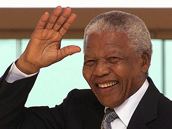 Cựu Tổng thống Nam Phi Nelson Mandela qua đời ảnh 1 Cựu Tổng thống Nam Phi Nelson Mandela qua đời ảnh 1