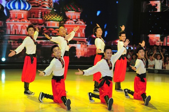 Nhóm nhảy Hà Nội lên ngôi "Vũ điệu đam mê 2013" ảnh 1 Nhóm nhảy Hà Nội lên ngôi "Vũ điệu đam mê 2013" ảnh 1