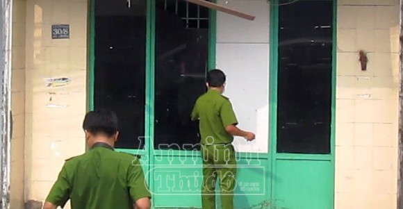 Xác người đàn ông đang phân hủy trong căn nhà khóa trái ảnh 1 Xác người đàn ông đang phân hủy trong căn nhà khóa trái ảnh 1