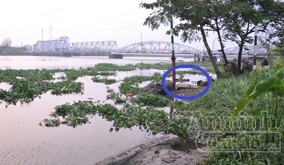 Phát hiện thi thể một phụ nữ trôi sông, tay bị trói ảnh 1 Phát hiện thi thể một phụ nữ trôi sông, tay bị trói ảnh 1
