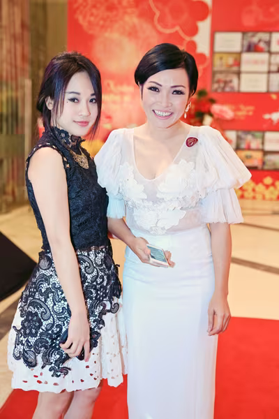 Diễm Hằng tái xuất, đọ dáng với Hương Giang Idol và Phạm Quỳnh Anh ảnh 7 Diễm Hằng tái xuất, đọ dáng với Hương Giang Idol và Phạm Quỳnh Anh ảnh 7