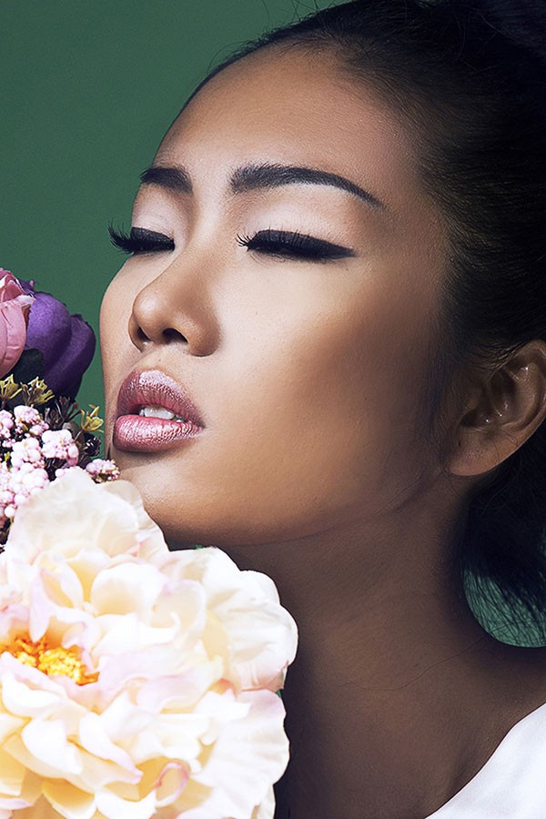 Nhã Trúc khoe vai trần gợi cảm, eo thon quyến rũ ảnh 5 Nhã Trúc khoe vai trần gợi cảm, eo thon quyến rũ ảnh 5